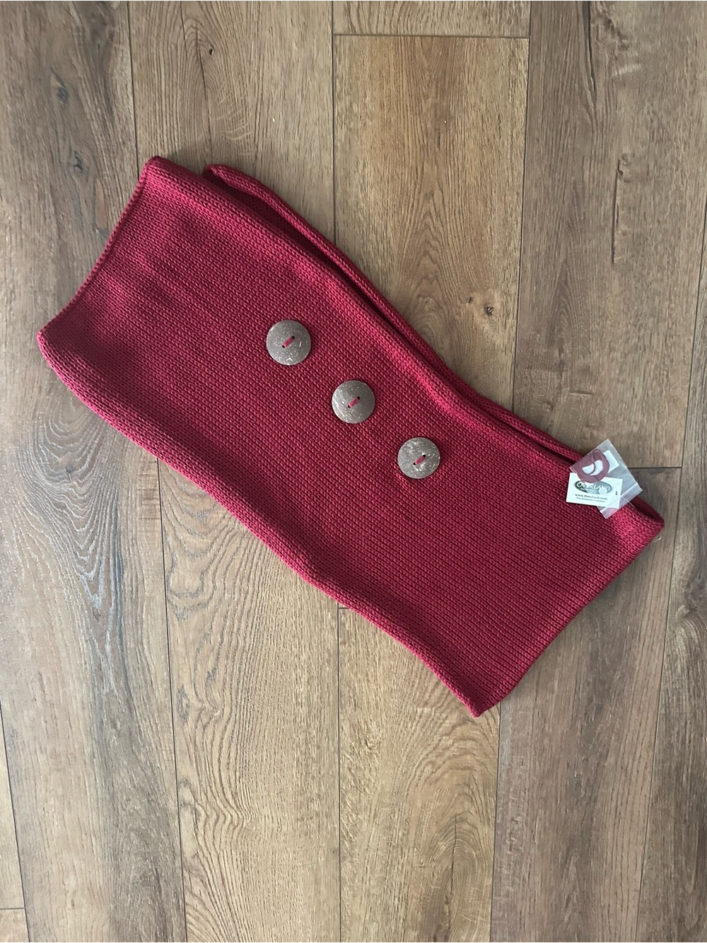 Red Knit Buttoned Scarf